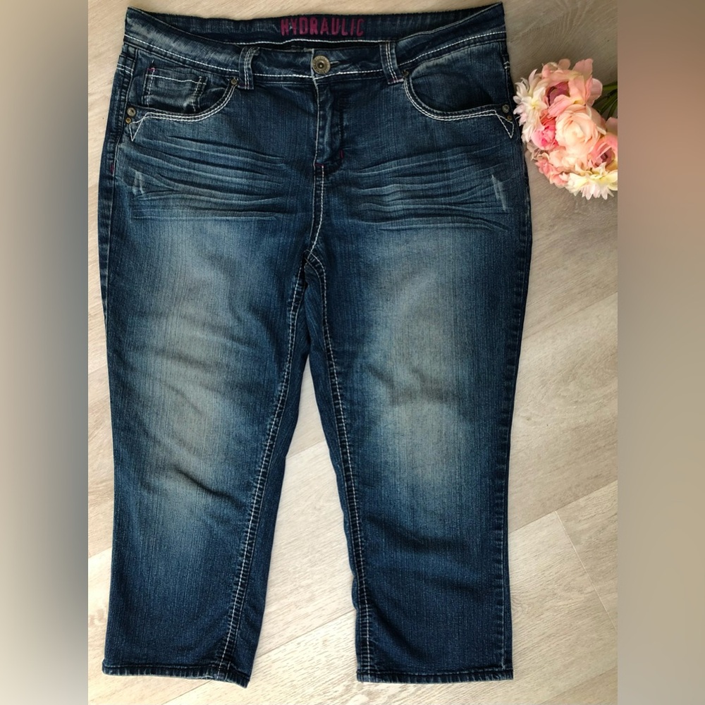 Hydraulic Cropped Denim Jeans Size 16